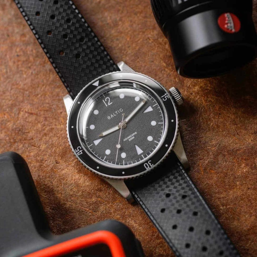 Baltic Watch's First Diving Watch - The Aquascaphe 